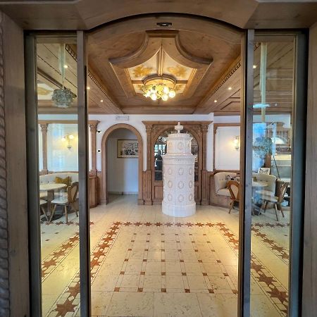 Kaiserkrone Charming Retreat Dimaro Luaran gambar