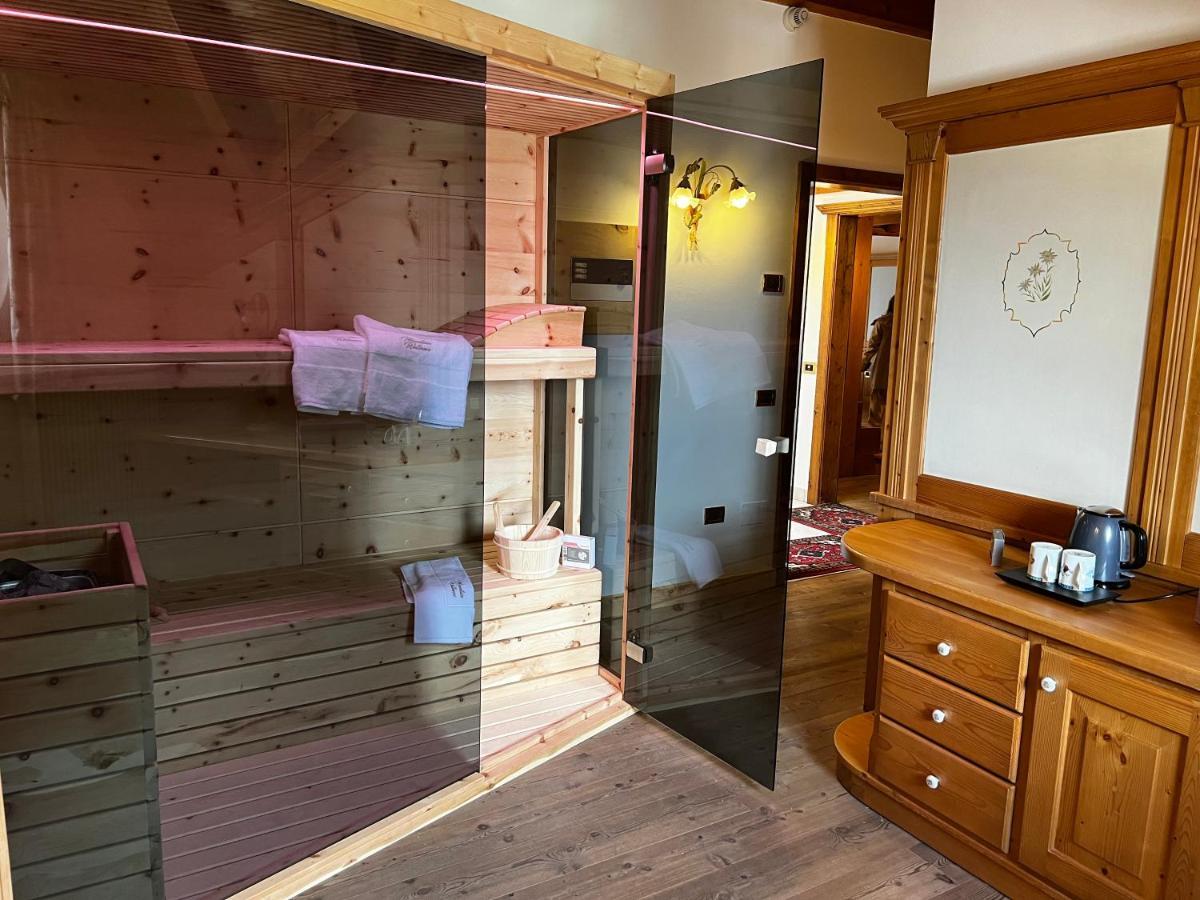 Kaiserkrone Charming Retreat Dimaro Luaran gambar