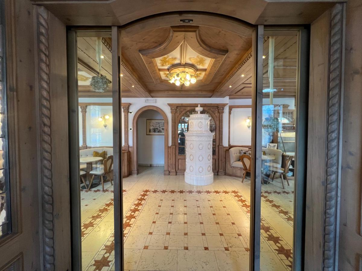 Kaiserkrone Charming Retreat Dimaro Luaran gambar