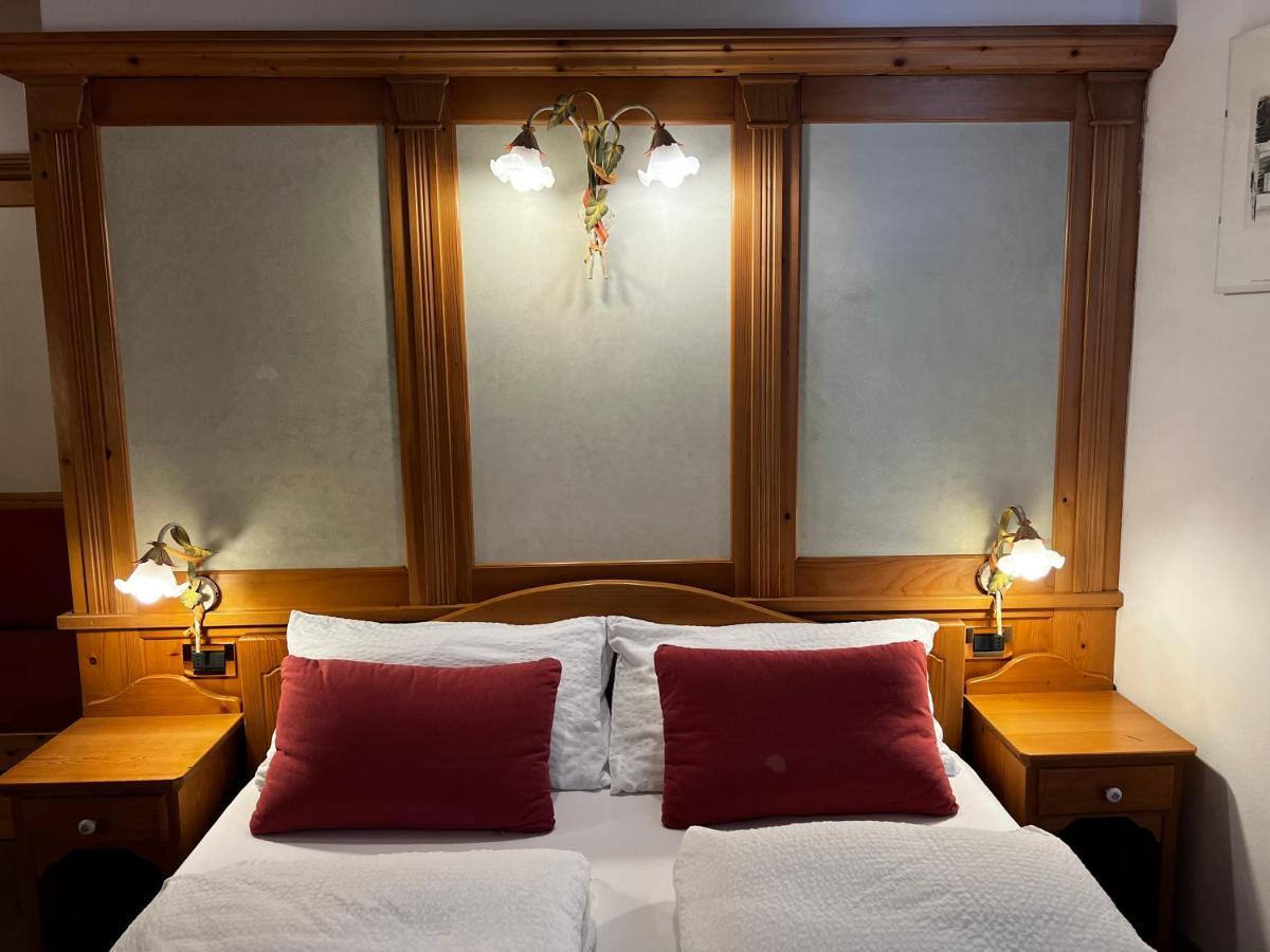 Kaiserkrone Charming Retreat Dimaro Luaran gambar