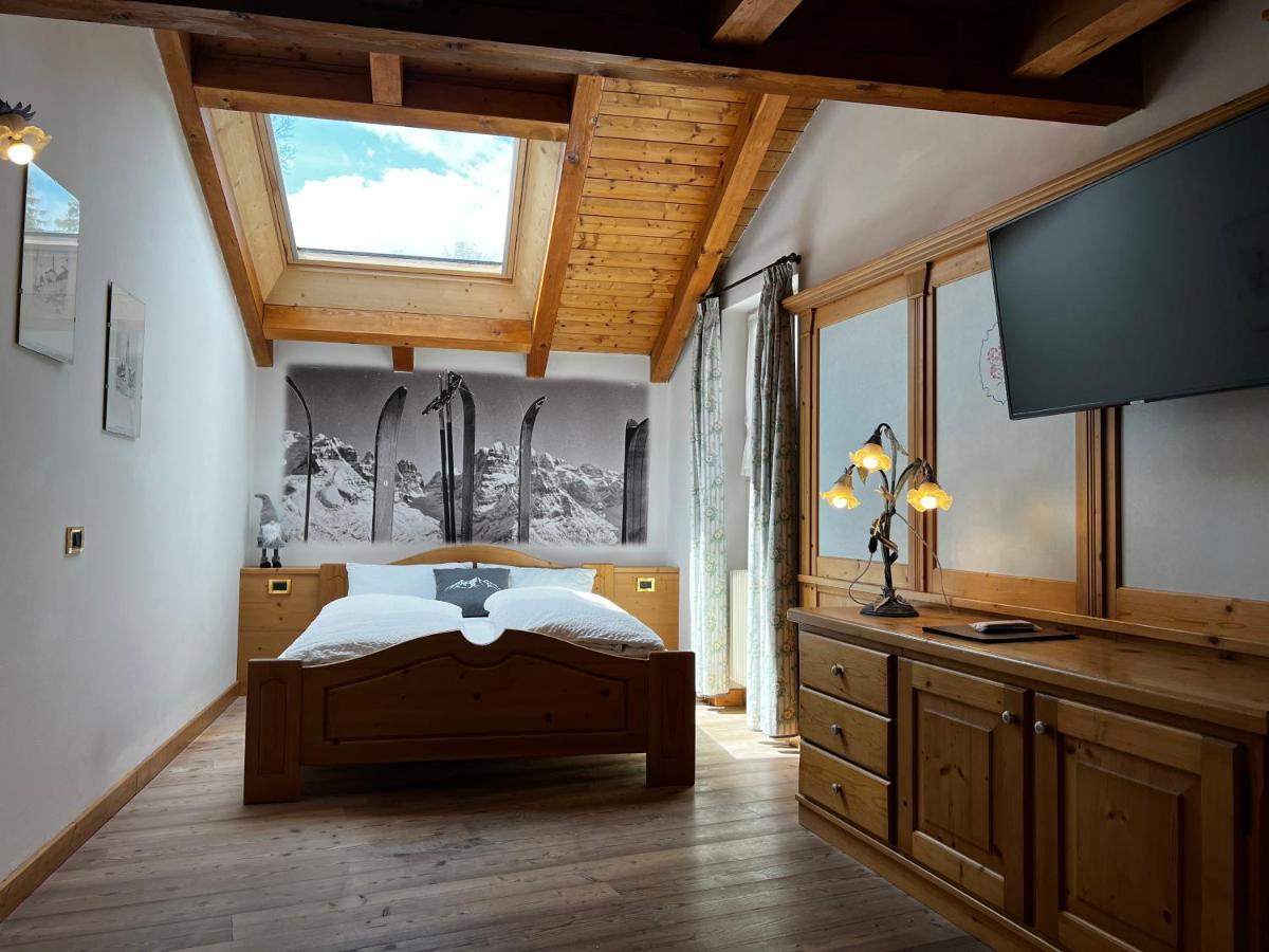 Kaiserkrone Charming Retreat Dimaro Luaran gambar