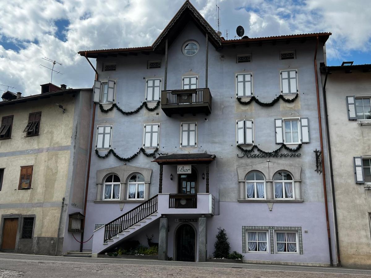 Kaiserkrone Charming Retreat Dimaro Luaran gambar